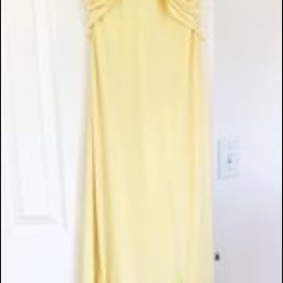 Yellow Caché Gown - Picture 2 of 3